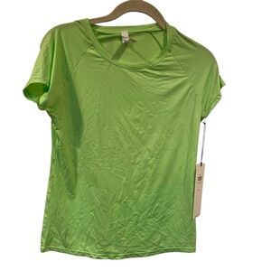 NWT Alo Yoga pulse short sleeve NEON LIME size S